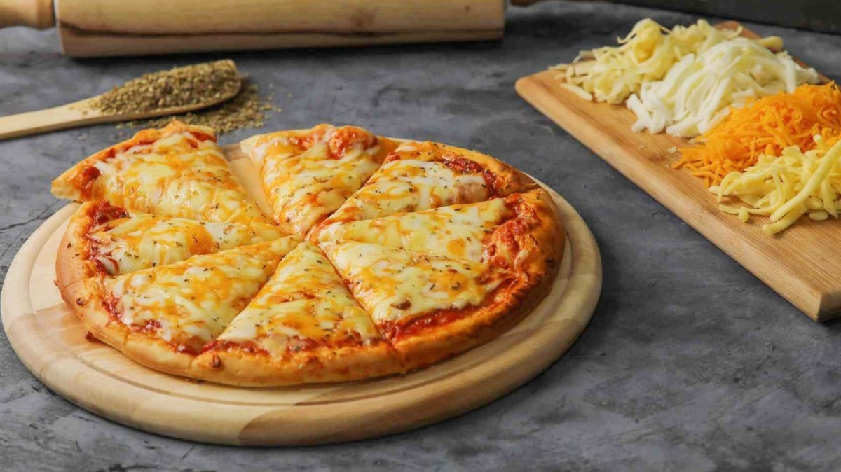 بيتزا ديليشز