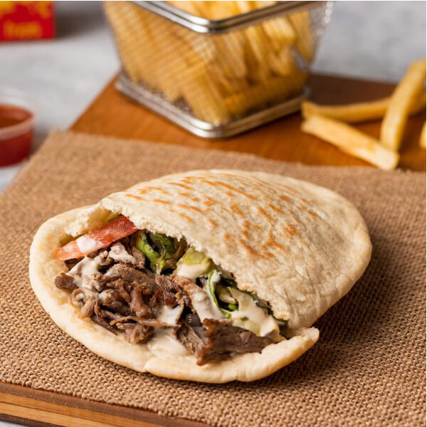 ساندويش شاورما كماج