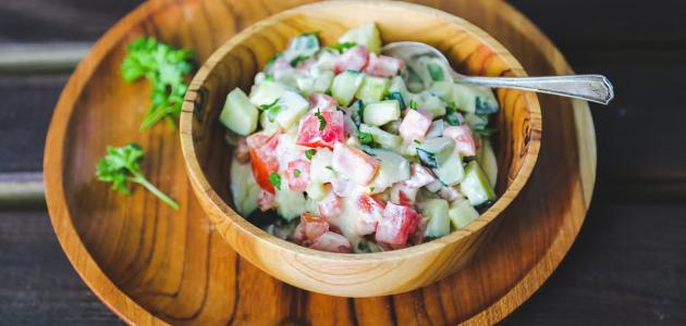 سلطة مع طحينية