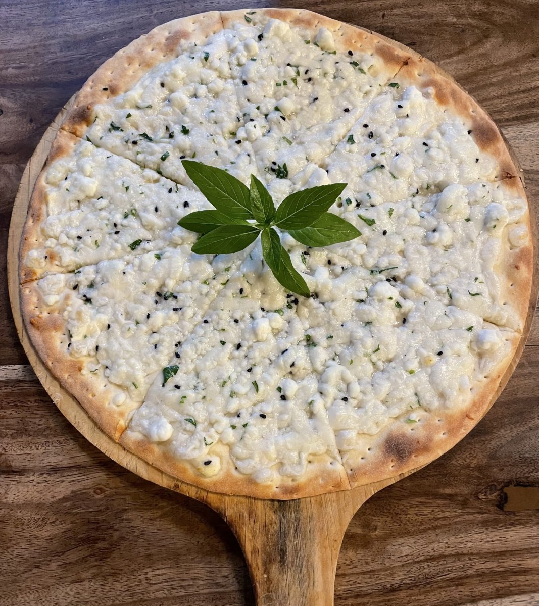 مناقيش جبنة بيضاء
