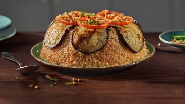 وجبة مقلوبة 