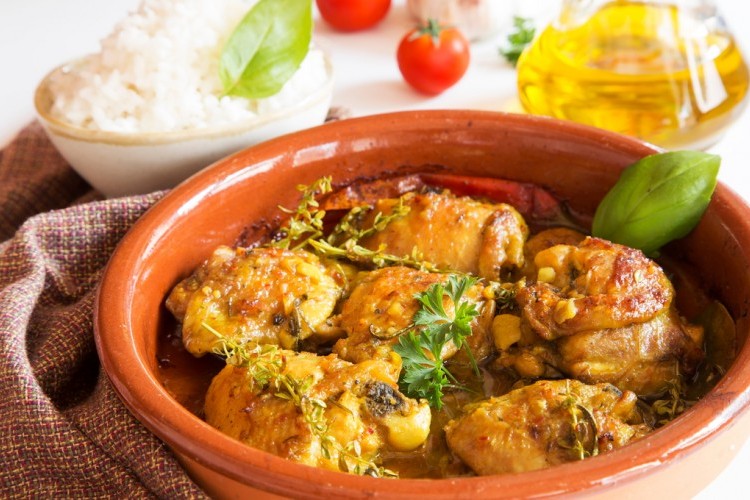 وجبة فخارة دجاج 