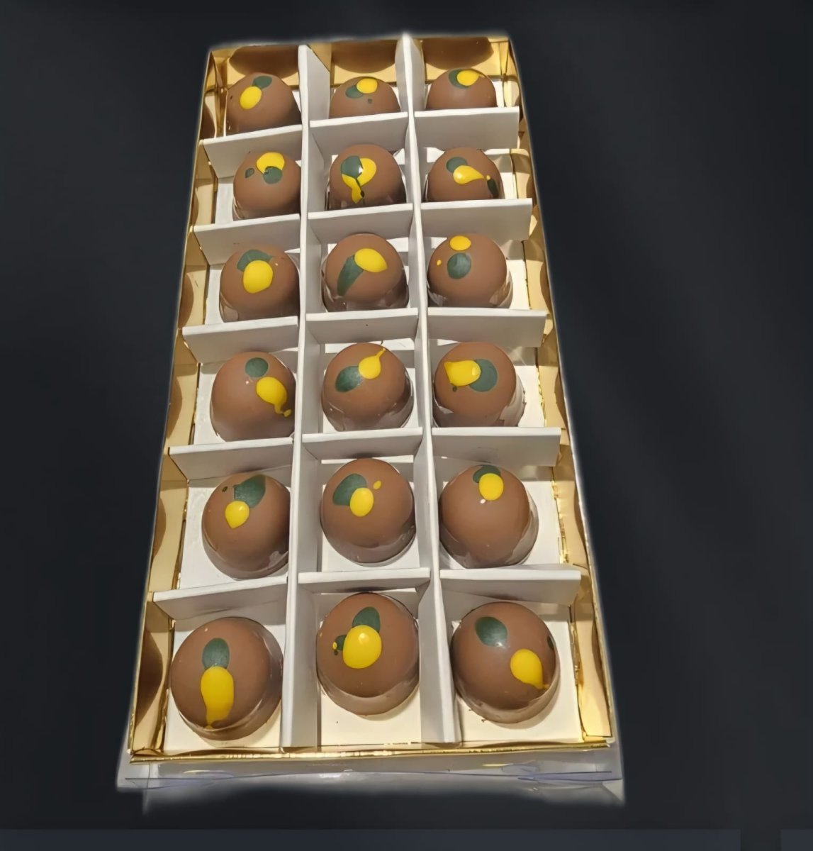 علب شوكولاتة دبي