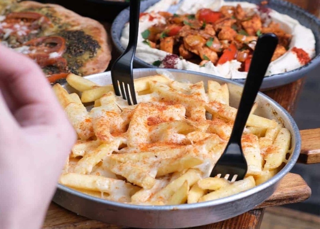 بطاطا مع جبنة