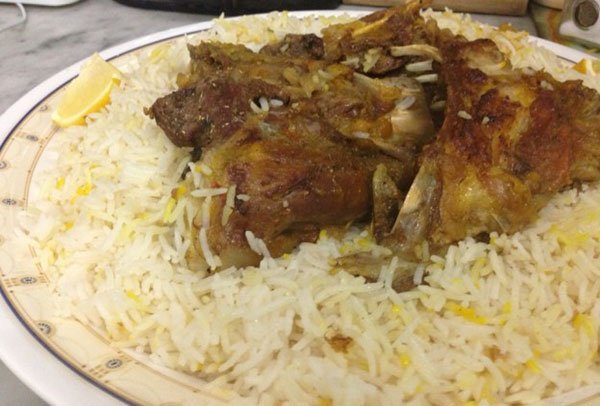 أرز مندي بلحمه العجل